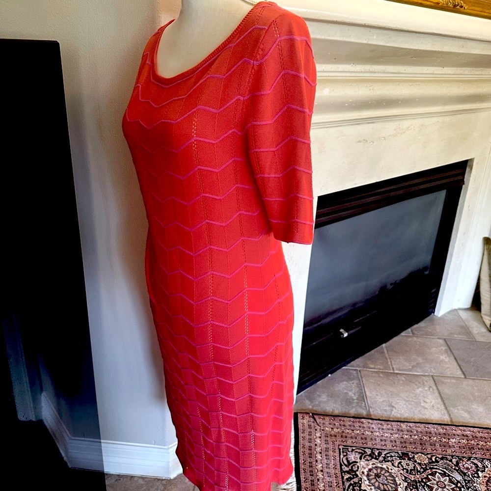 Trina Turk knit dress. Red with pink highlights. Great condition. size M